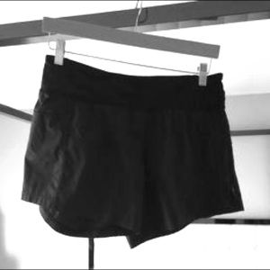 Black LULULEMON shorts